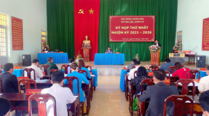 Kỳ họp thứ nhất HĐND xã Phú Lộc, khóa XI, nhiệm kỳ 2021 - 2026